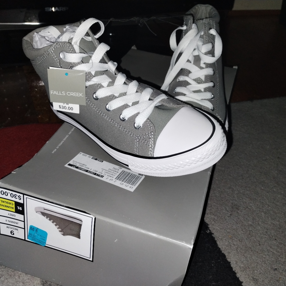 🥰 Cute Falls Creek shoes